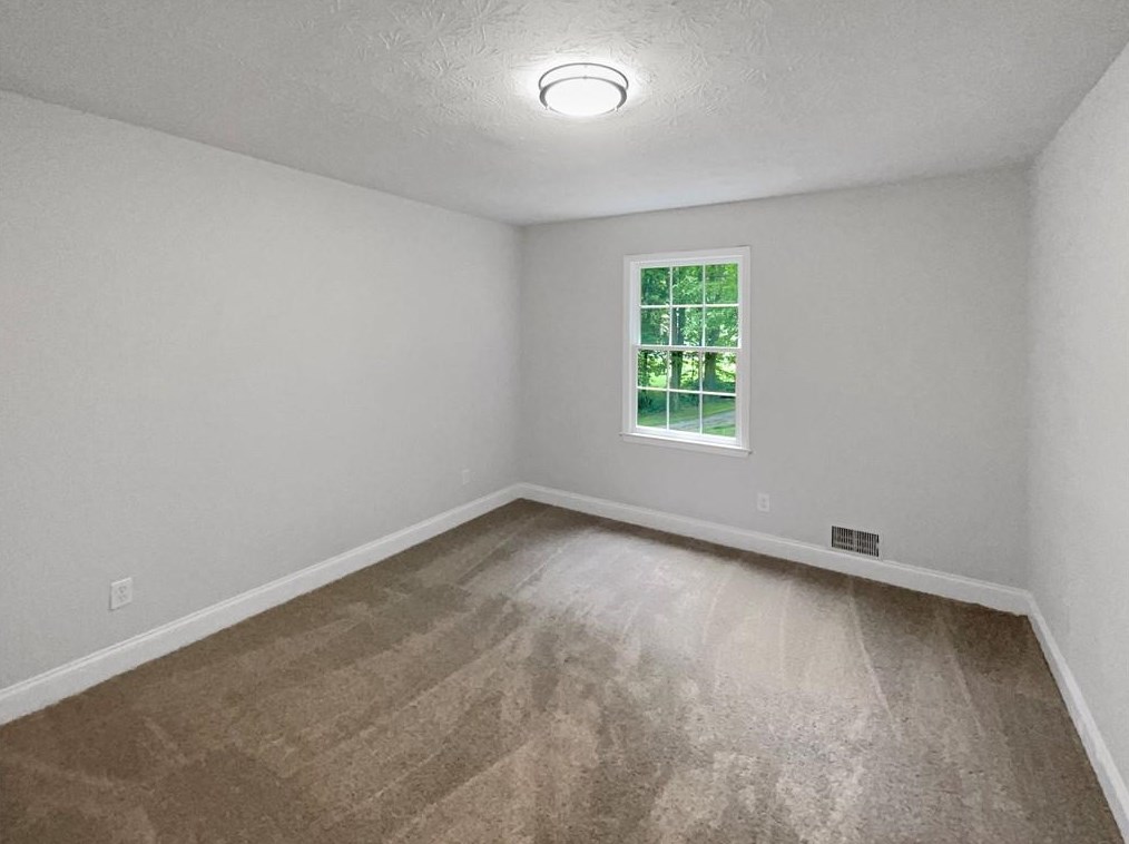 3166 Hidden Frst Dr, Lithonia GA 30078-3816 exterior