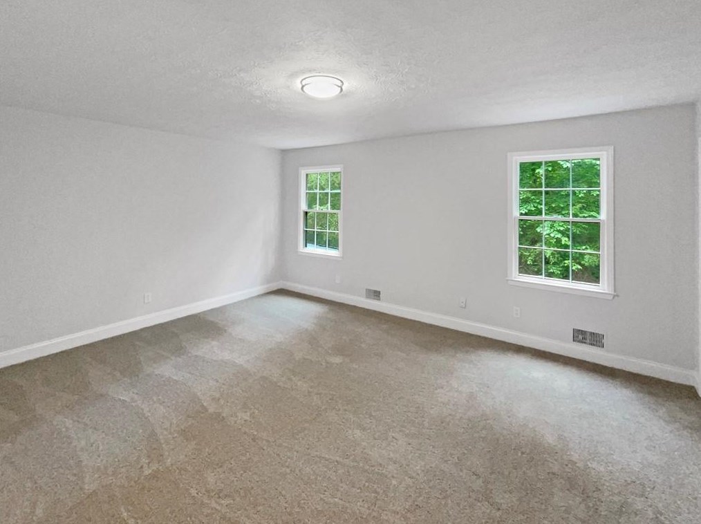 3166 Hidden Frst Dr, Lithonia GA 30078-3816 exterior