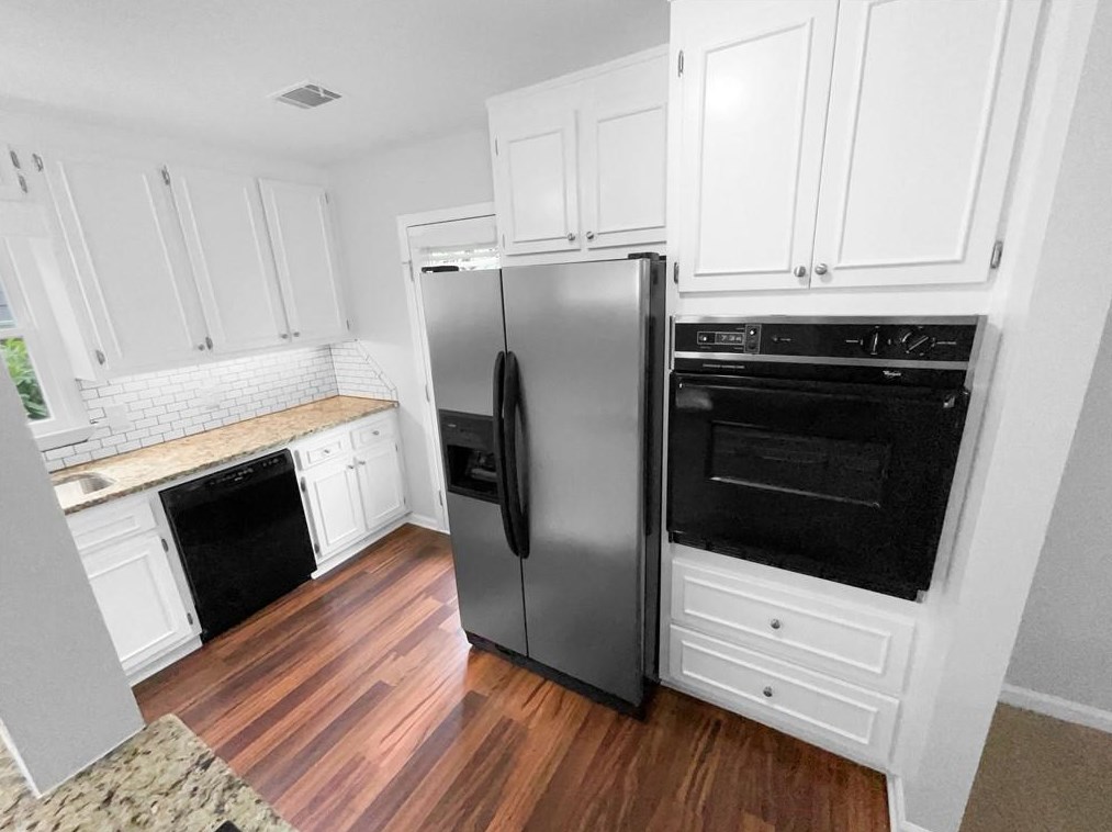 591 Long Oak Dr, Gainesville, GA 30501-3143
