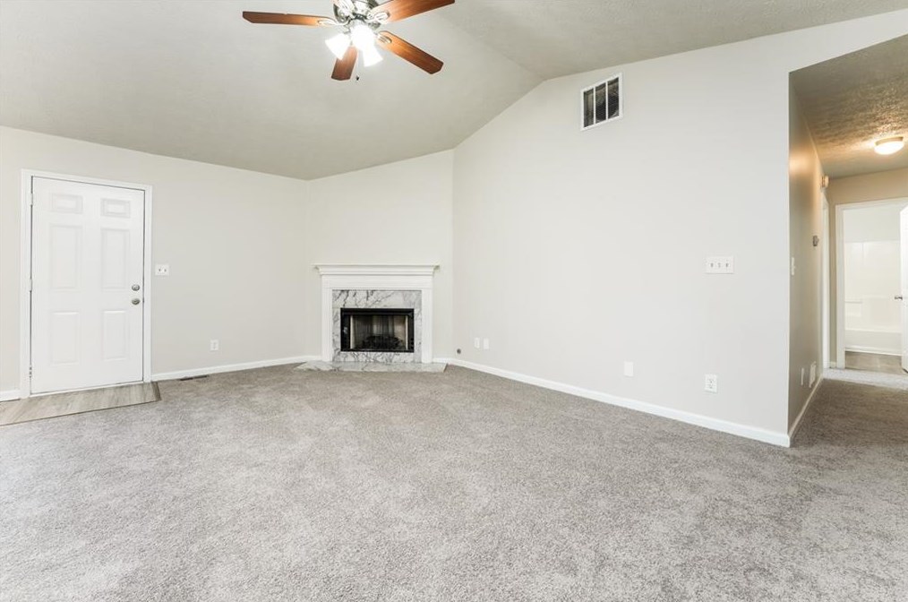 2184 Silver Thorn Ct, Lithonia, GA 30058-3583