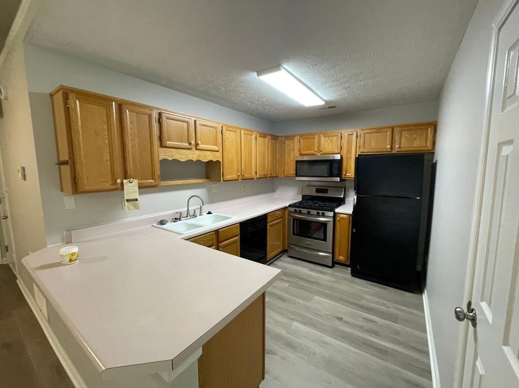 2618 Laurel Ln Nw, Kennesaw, GA 30152