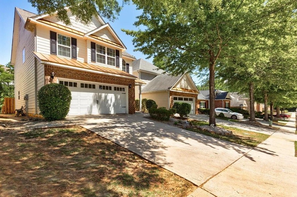 314 Clover Brook Dr, Locust Grove, GA 30248-3691