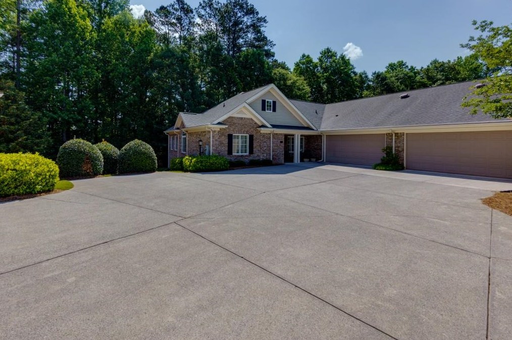 4728 Rose Arbor Dr, Acworth, GA 30101