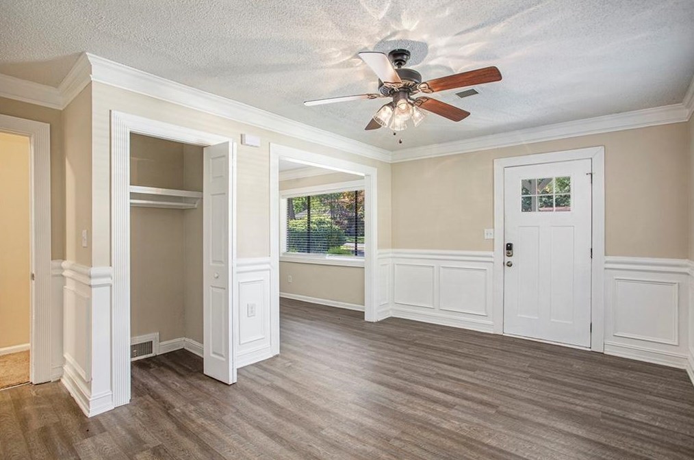 3440 Lark Ln, Decatur, GA 30032-2564
