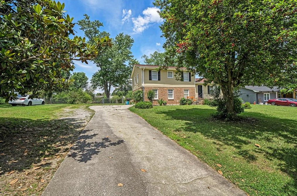 2011 Statewood Ct, Lithonia, GA 30078-2447