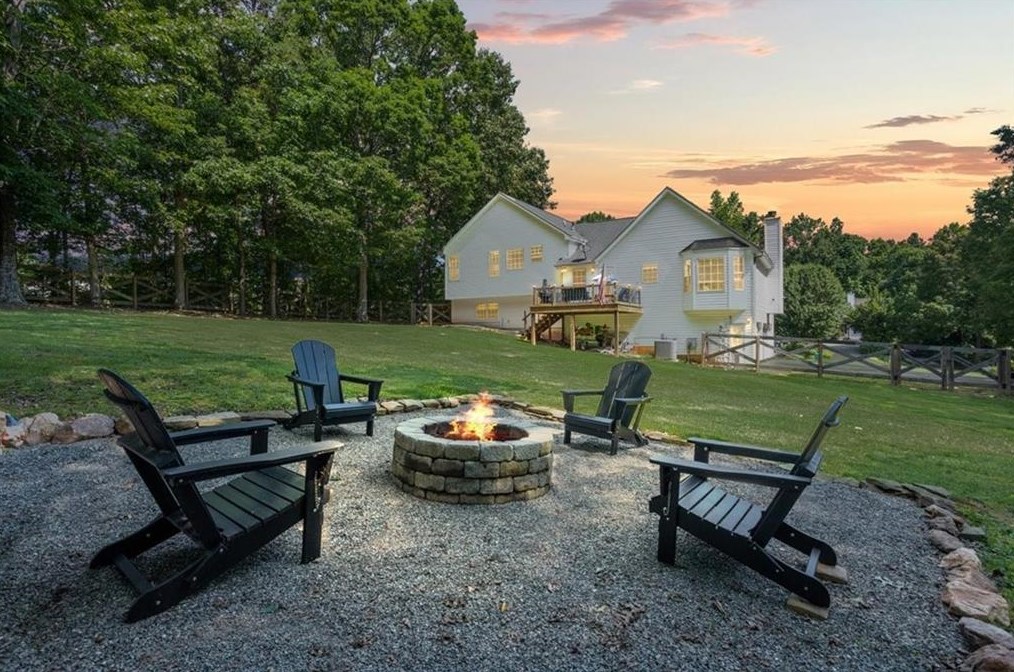 351 Laiken Dr, Big Canoe, GA 30143-8312