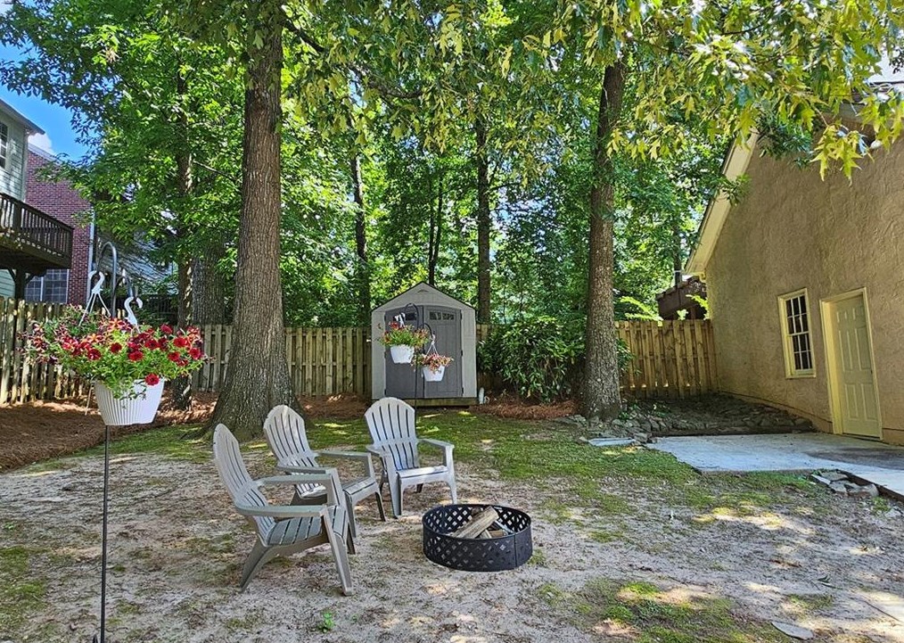 4175 Dunwoody Ter Cv, Atlanta GA 30338-2330 exterior