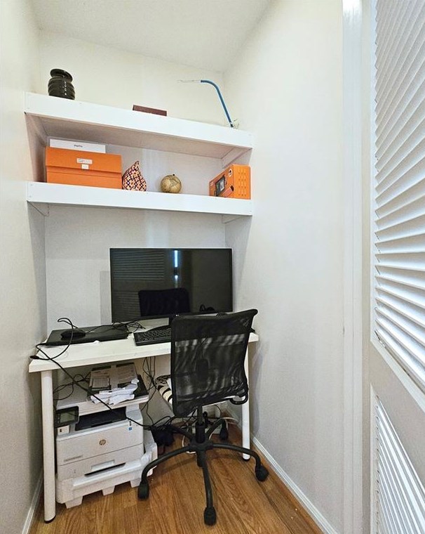 4175 Dunwoody Ter Cv, Atlanta GA 30338-2330 exterior