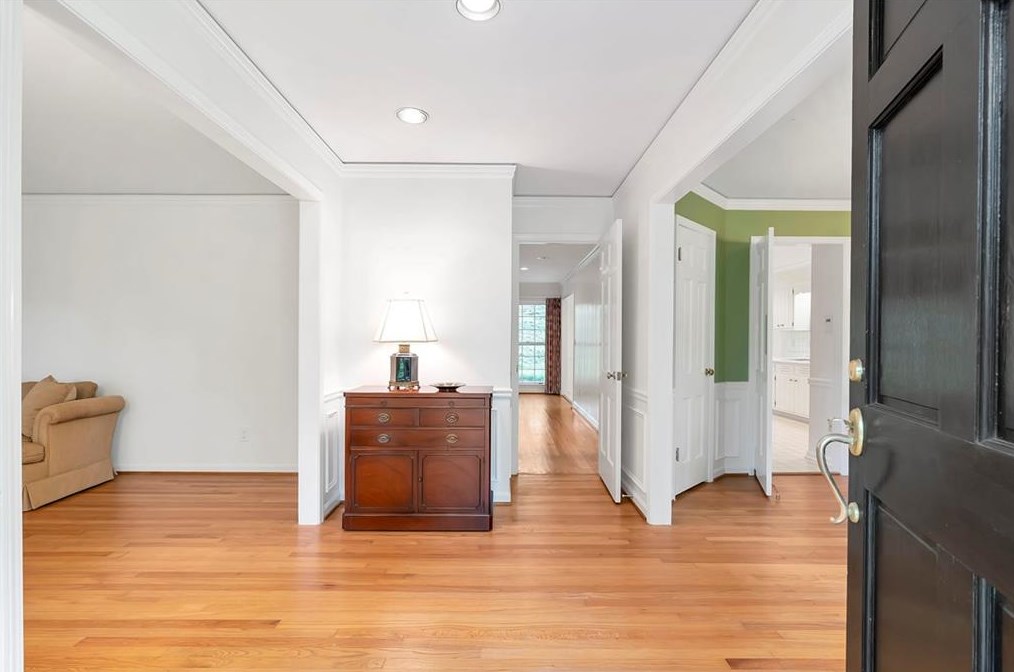 304 River Valley Rd, Atlanta, GA 30328-2914