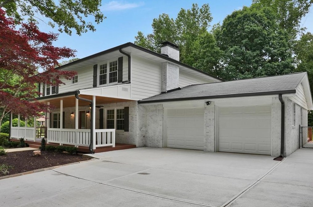 5054 Fox Forest Cir, Lilburn, GA 30047-5519