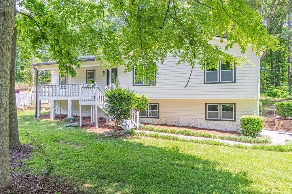 145 Sequoyah Cir, Holly Springs, GA 30115-8841