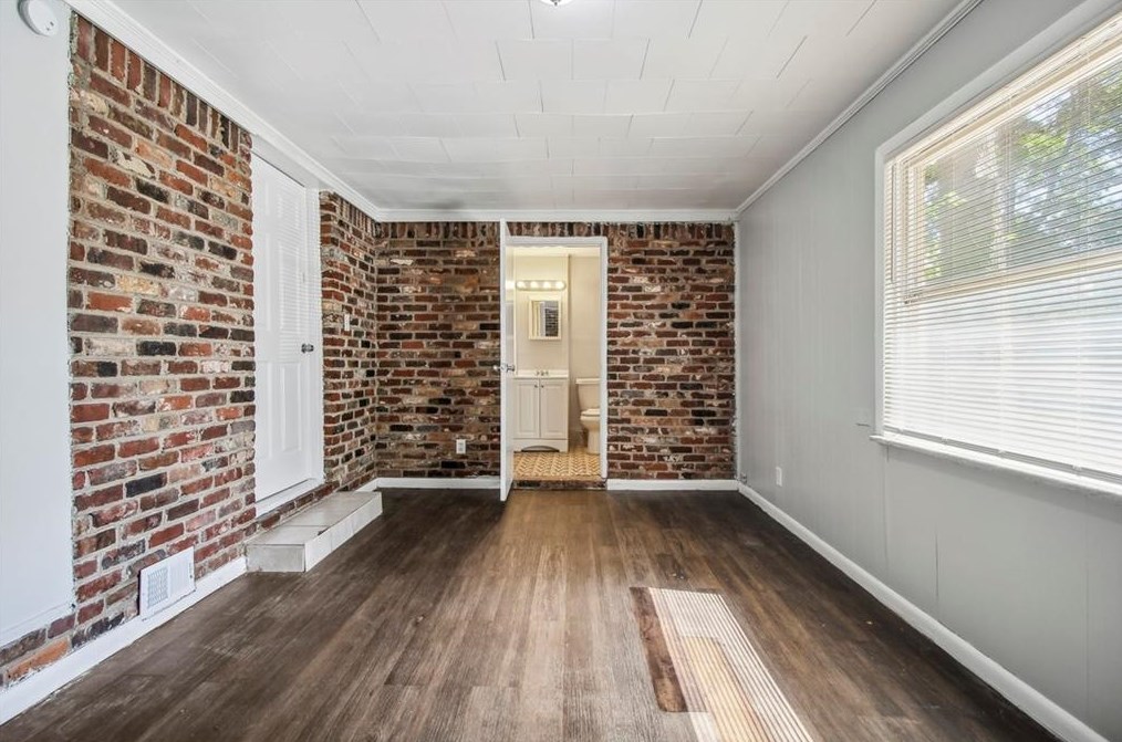 3948 Kirksford Dr, Decatur GA 30035-1645 exterior