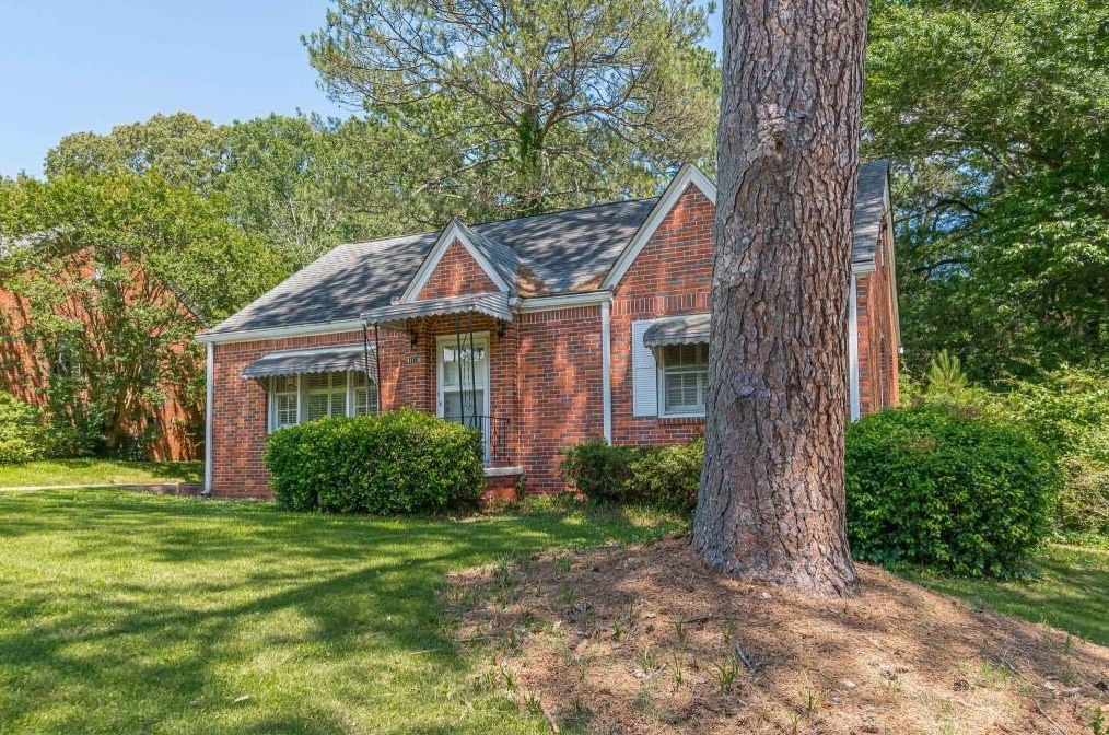 1118 Walker Dr, Decatur, GA 30030-4762