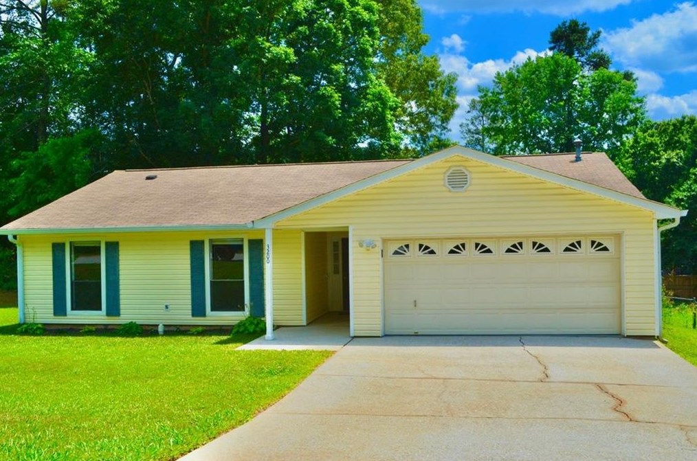 3200 Rosedale Creek Ct, Lithonia, GA 30078-4196