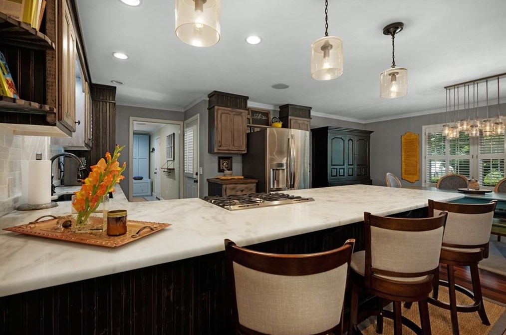 105 Stone Hvn Dr, Calhoun GA 30701-2053 exterior