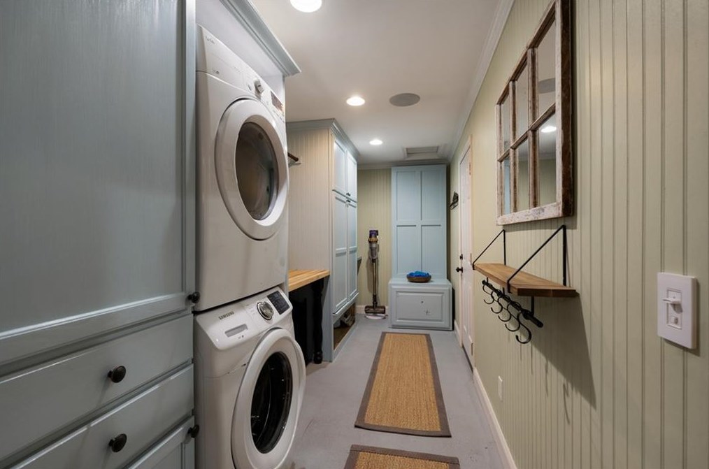 105 Stone Hvn Dr, Calhoun GA 30701-2053 exterior