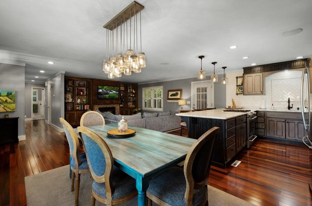 105 Stone Hvn Dr, Calhoun GA 30701-2053 exterior