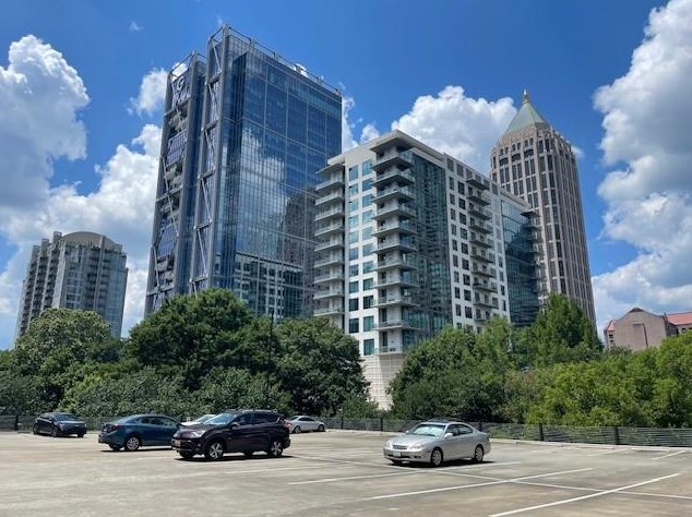 1075 Peachtree Walk, Atlanta, GA 30309-4404