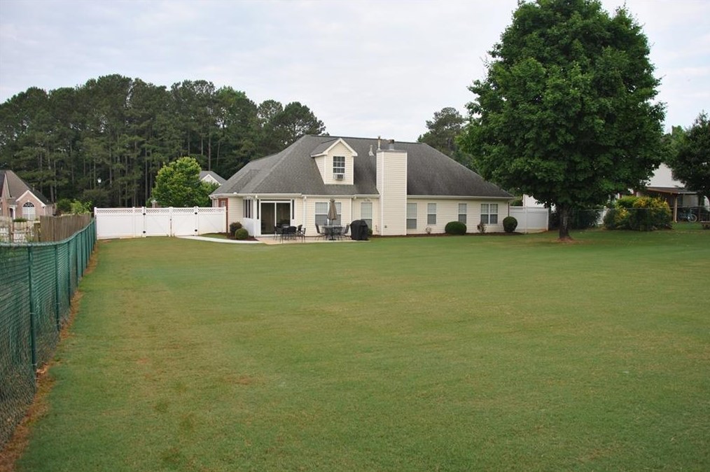 115 Shadowlake Dr, Conyers GA  30094-4127 exterior