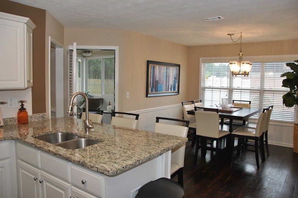 115 Shadowlake Dr, Conyers GA  30094-4127 exterior