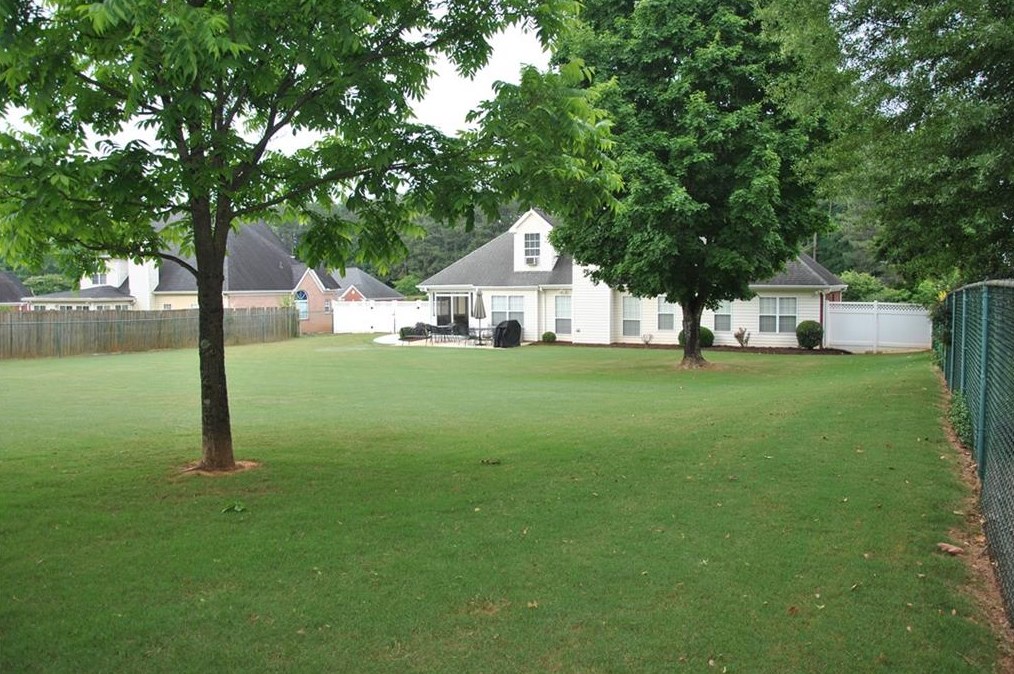 115 Shadowlake Dr, Conyers GA  30094-4127 exterior