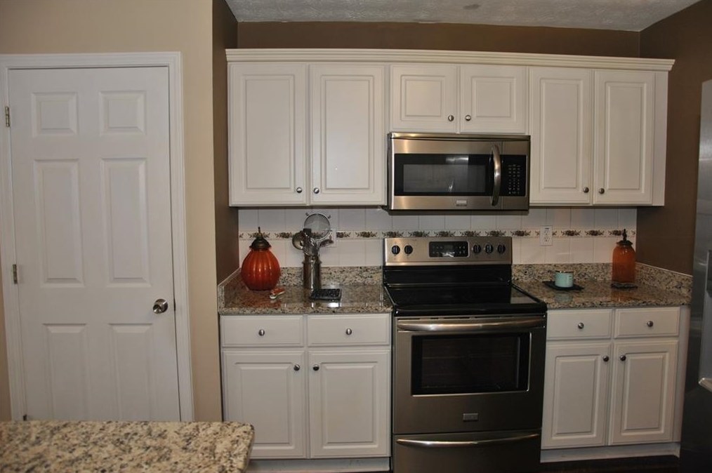 115 Shadowlake Dr, Conyers GA  30094-4127 exterior