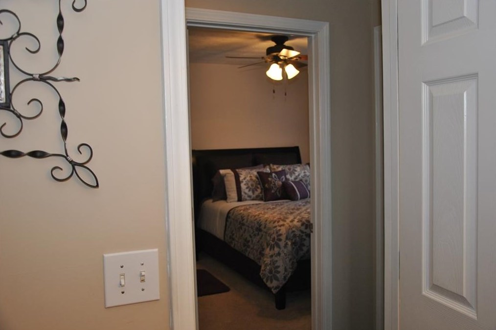 115 Shadowlake Dr, Conyers GA  30094-4127 exterior