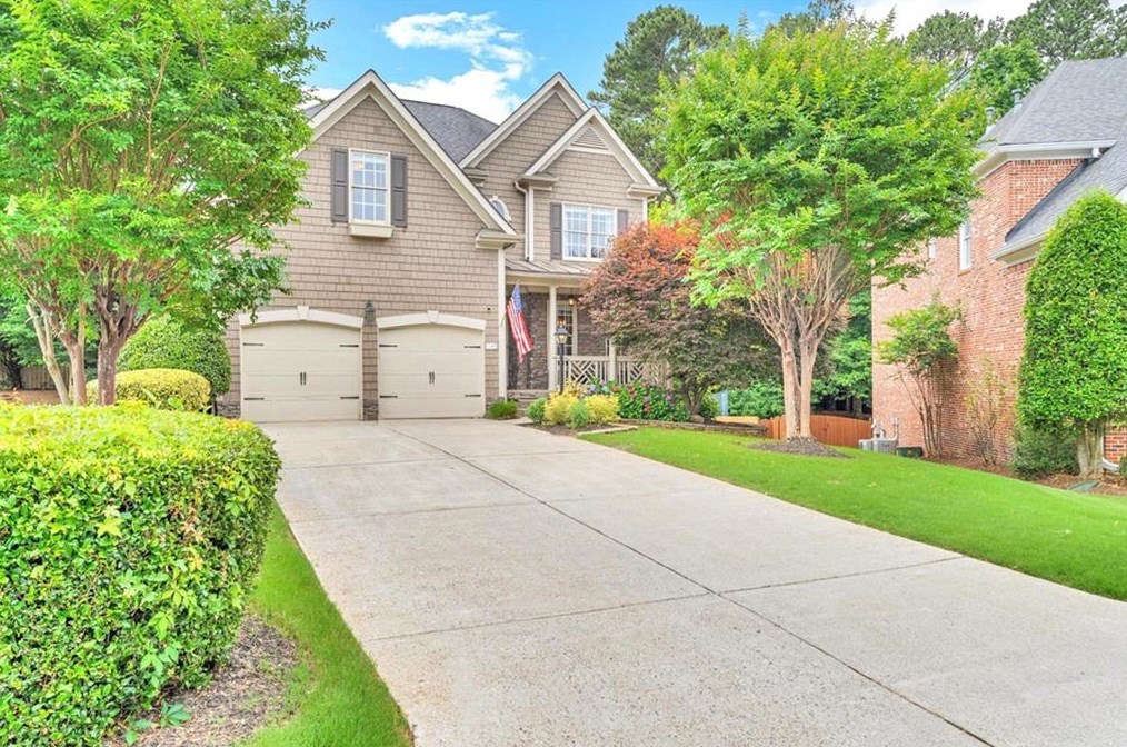 180 Wentworth Ter, Alpharetta, GA 30022-1543