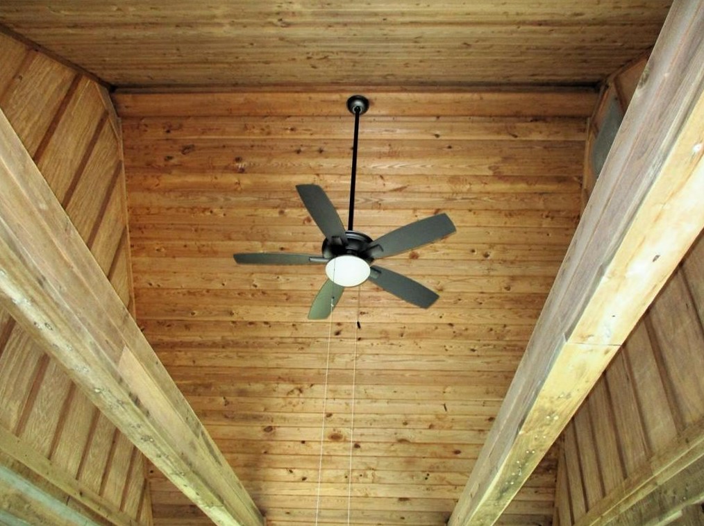 140 Sunrise Ter, Calhoun GA 30701-4638 exterior