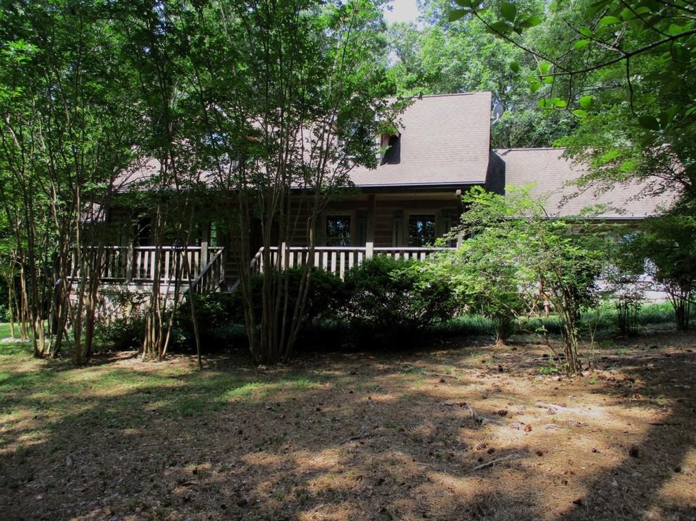 140 Sunrise Ter, Calhoun GA 30701-4638 exterior