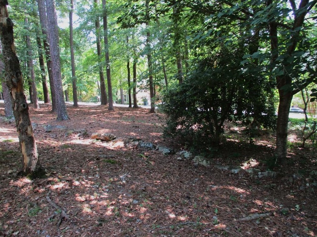 140 Sunrise Ter, Calhoun GA 30701-4638 exterior