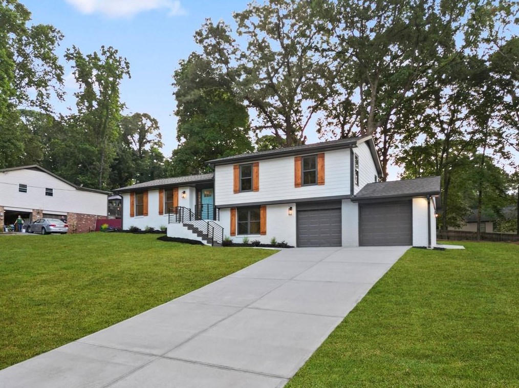 470 Burgundy Ct, Stone Mountain, GA 30087-4712