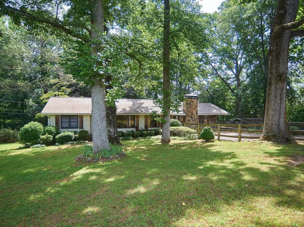 7334 Campground Rd, Cumming, GA 30040-5636