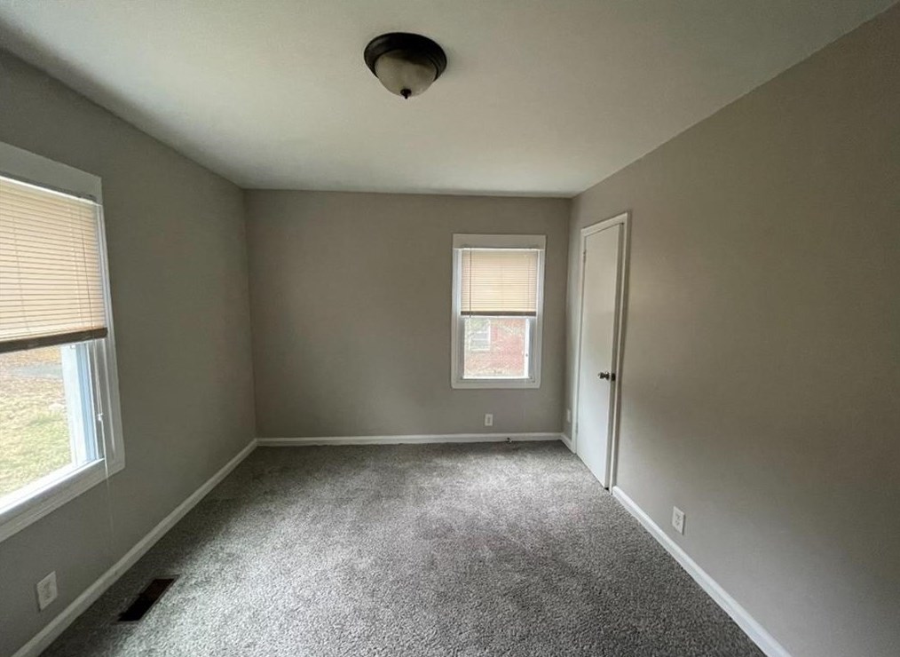 1931 Selwyn Dr, Decatur GA 30035-1959 exterior