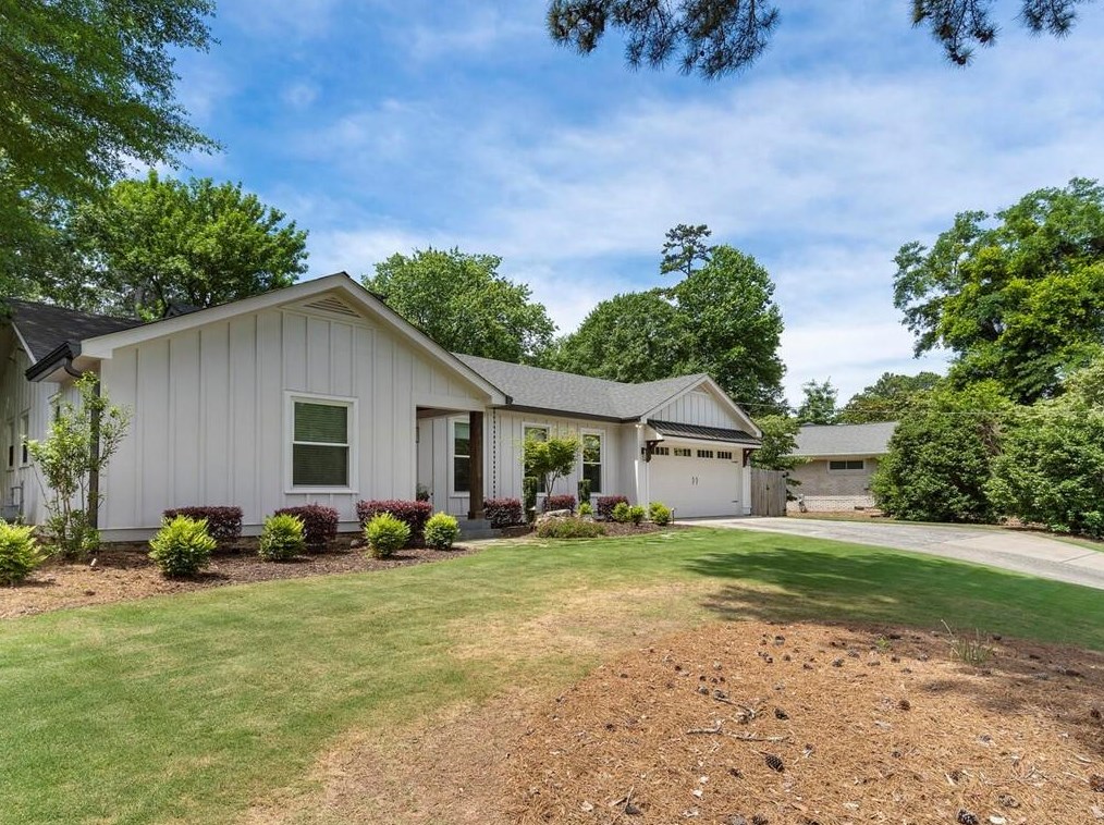 445 Bridges Creek Trl, Atlanta, GA 30328-3301
