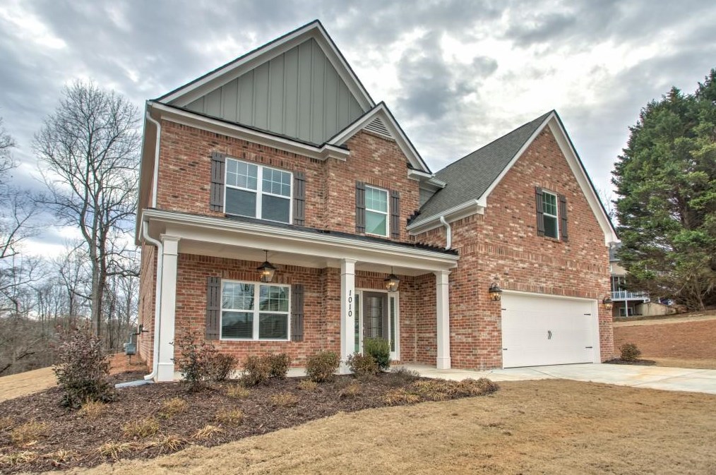 1010 Harbour Dr, Villa Rica, GA 30180