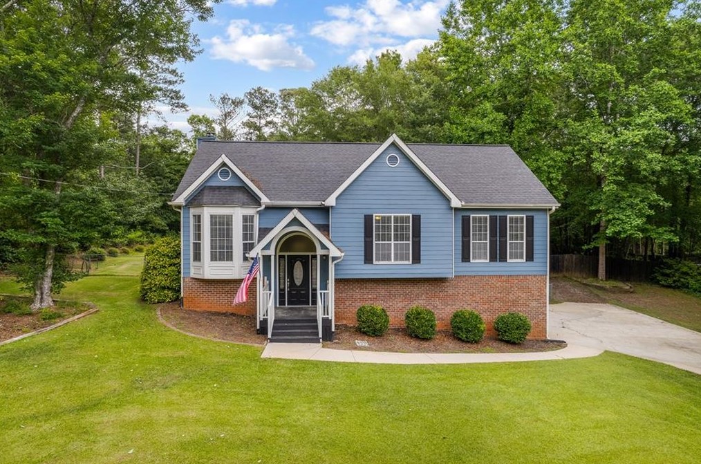 8558 Kencrest Dr, Winston, GA 30187-1155