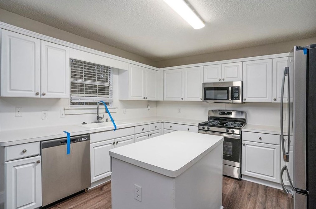 20 Arbor Cv Dr, Stockbridge GA  30281-6439 exterior