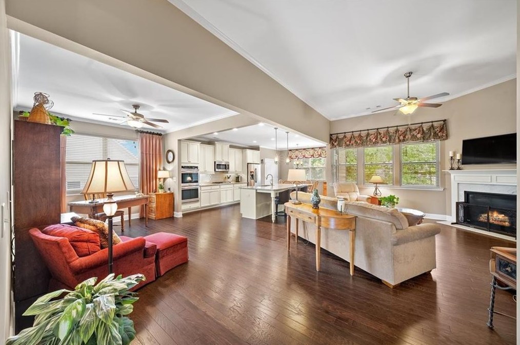 223 Bakers Farm Cir, Braselton, GA 30517-2595