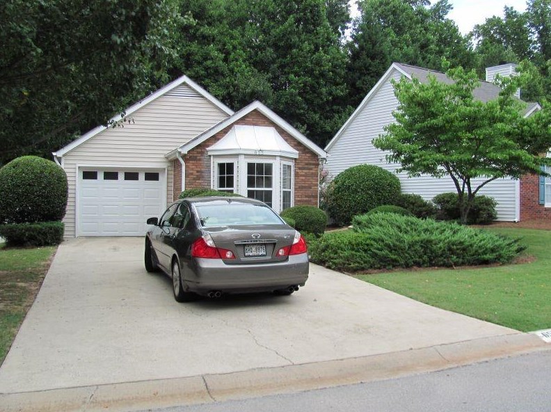 655 Crossbridge Aly, Alpharetta, GA 30022