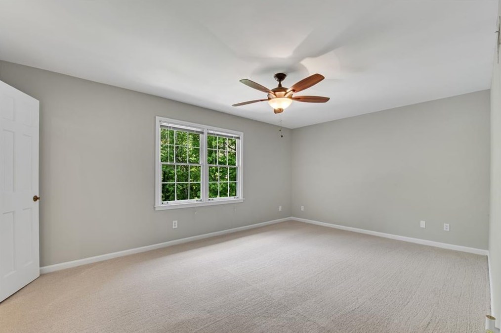 2450 Fontainebleau Dr, Atlanta GA  30360-1227 exterior