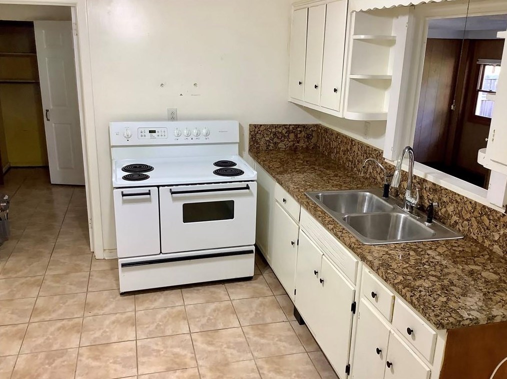 2907 Monterey Dr, Decatur GA  30032-3531 exterior