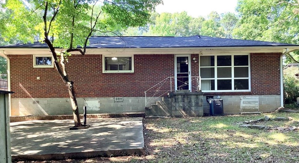 2907 Monterey Dr, Decatur GA  30032-3531 exterior