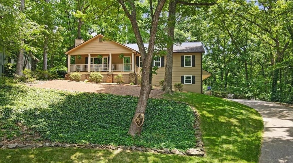 631 Hickory Stick Ln, Marietta, GA 30064-2822