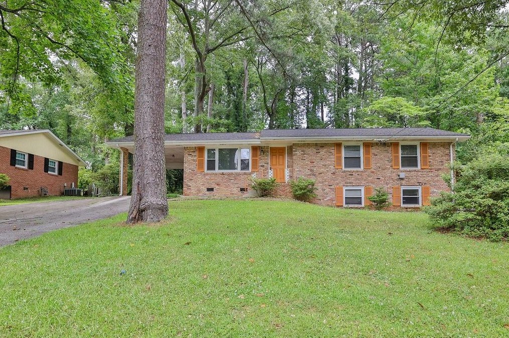 449 Kenridge Cir, Stone Mountain, GA 30083-4226