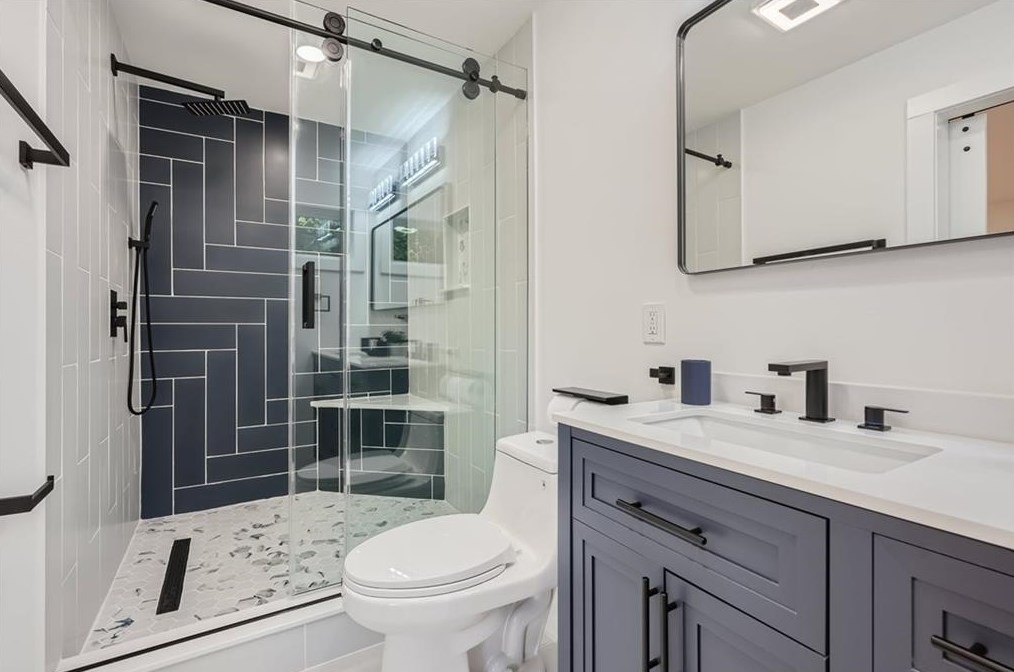 2748 Amelia Ave, Decatur GA 30032-4301 exterior