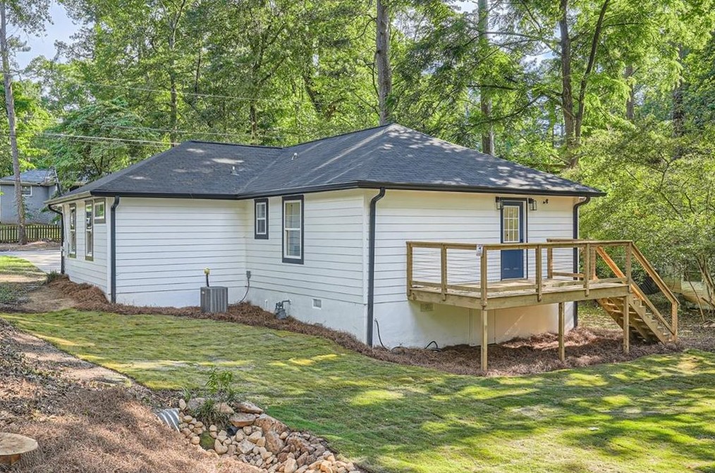 2748 Amelia Ave, Decatur GA 30032-4301 exterior