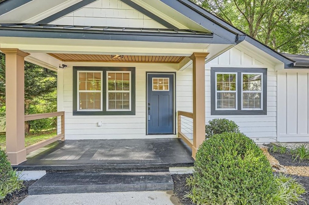 2748 Amelia Ave, Decatur GA  30032-4301 exterior