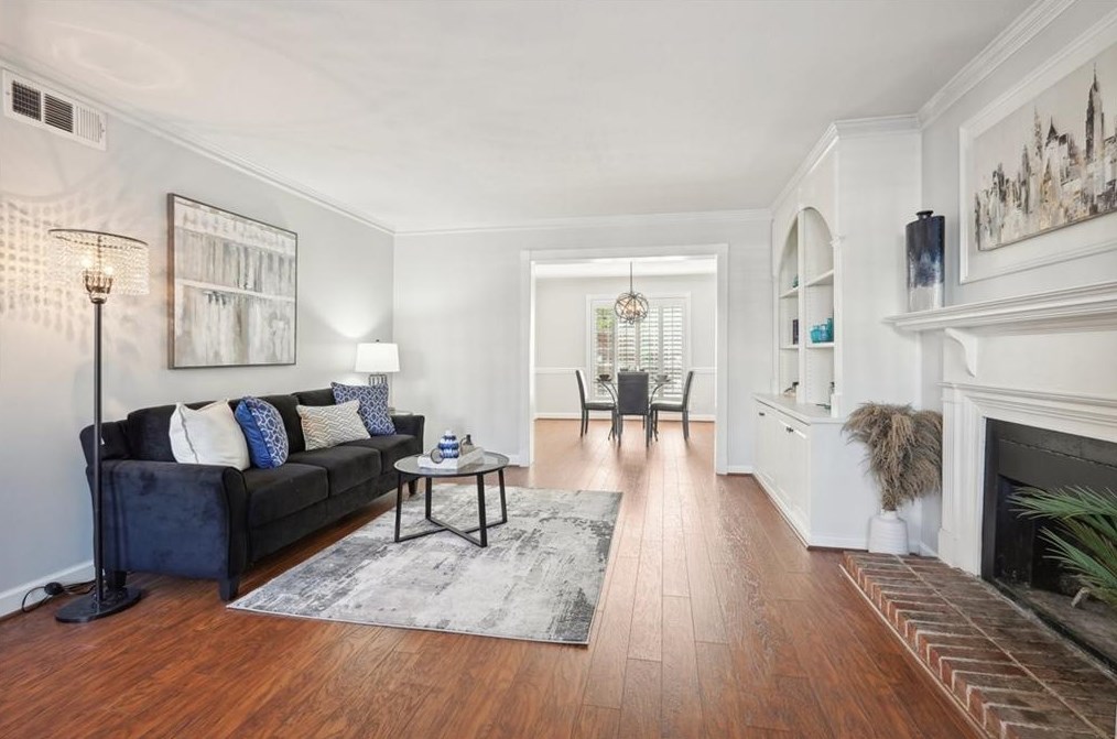 12 Market Sq Pl, Atlanta GA 30318-1428 exterior