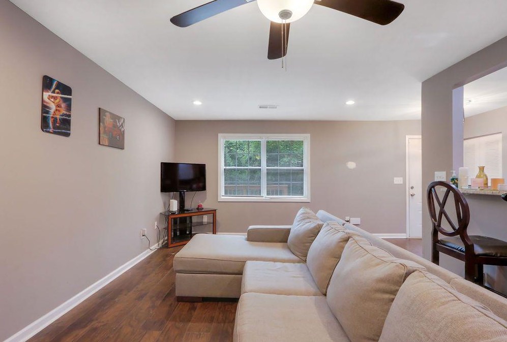 5121 Martins Crossing Rd, Stone Mountain GA  30088-2004 exterior